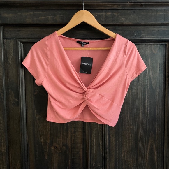 Forever 21 Tops - Crop top